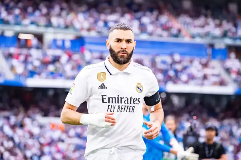Club Legend Benzema Suggests Real Madrid Don’t Play as a Team