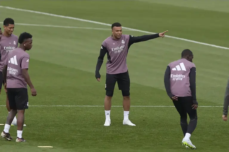 Mbappe Continues Pushing to be Fit For Clasico
