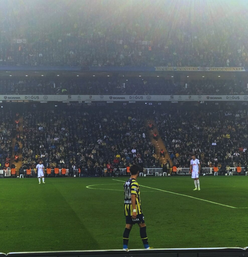 Arda Guler playing for Fenerbahce. Credit: Mintone97, Wikimedia Commons, CC BY-SA 4.0.