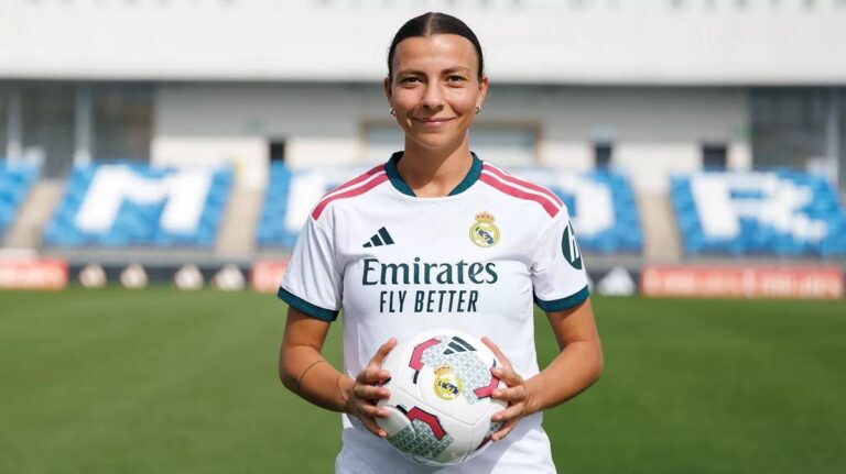 Arianna Caruso pictured after signing for Real Madrid until 2030 (photo: Real Madrid via Bernabeu Digital)
