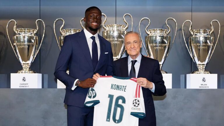 Ibrahima Konate at his Real Madrid welcome ceremony at the Ciudad Real Madrid (photo via realmadrid.com, courtesy Bernabeu Digital)