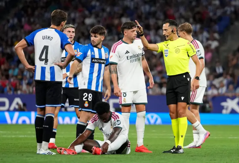 Real Madrid TV Drags Lamine Yamal Into The Vinícius Refereeing Row
