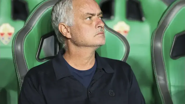 Jose Mourinho’s Real Madrid Trail Barcelona by Six Points in La Liga